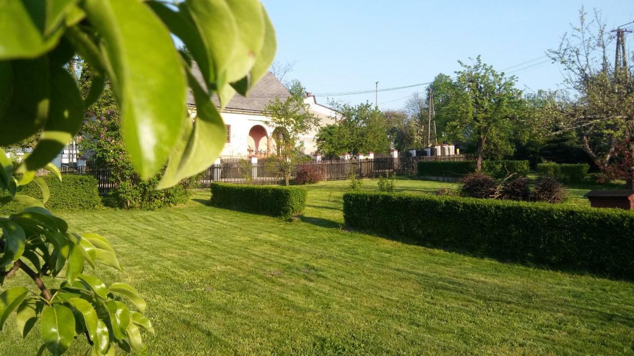 Pokoje Goscinne Lalaj Bolecin Buitenkant foto